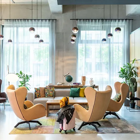 Moxy Frankfurt Airport-2